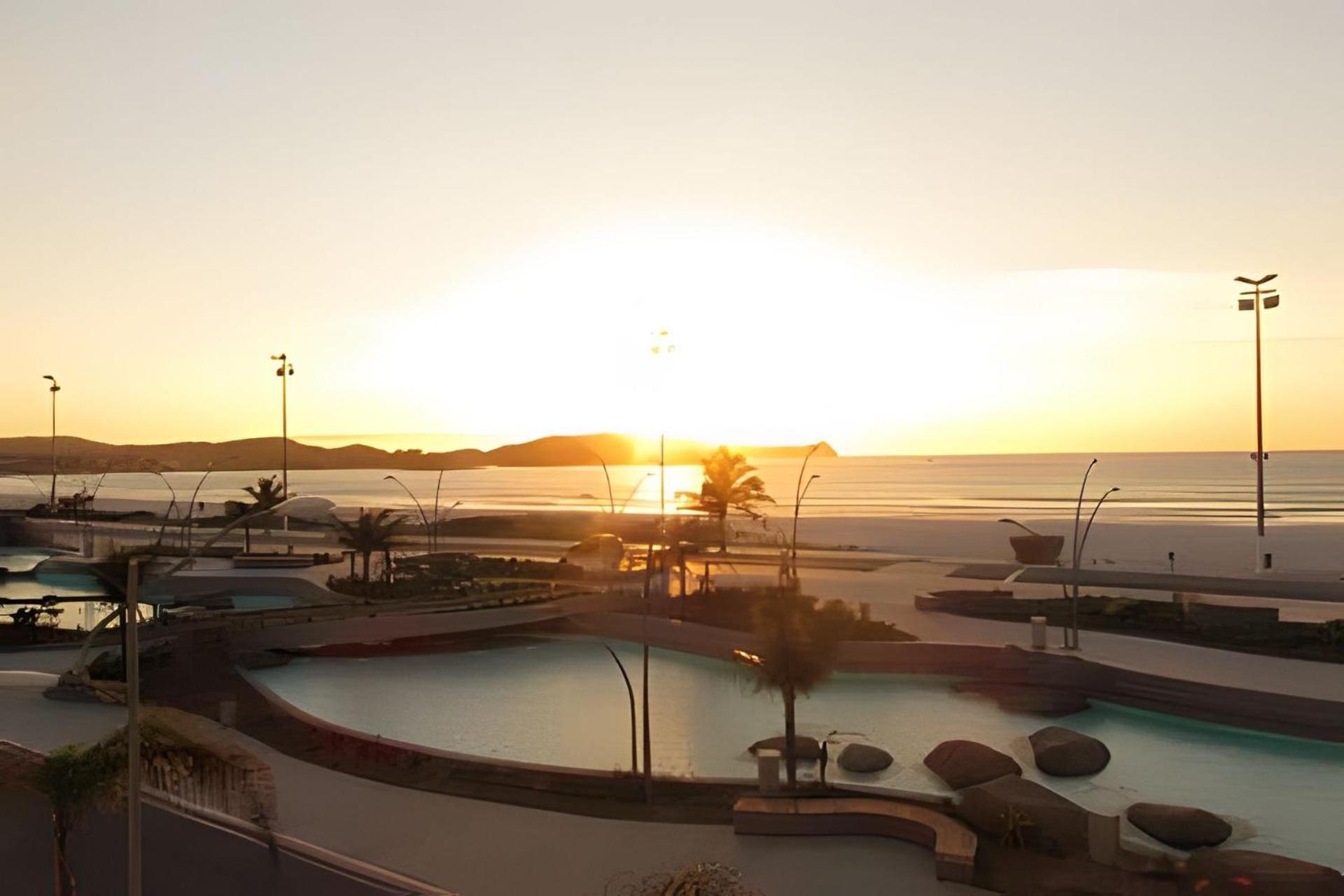 Praia Do Forte Alto Luxo 카보프리우 외부 사진